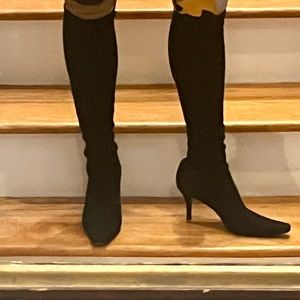 Stuart Whitman suede boots.